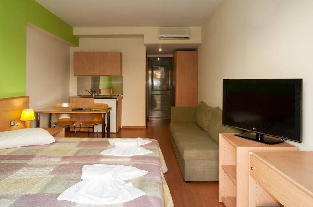 Hotel Sunrise Village